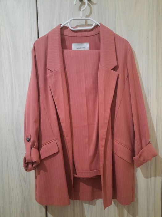 Set din 2 piese : sacou si pantalon