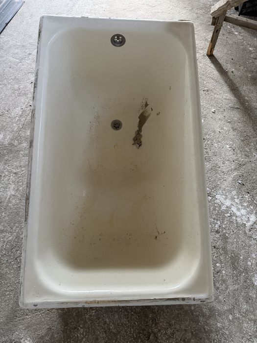 Чугонный ванна 120/70