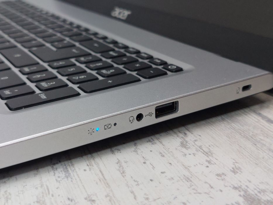 17.3" 12GB RAM Core i3-1115G4 512GB SSD NVMe лаптоп Acer Aspire 3 A317 A317-53