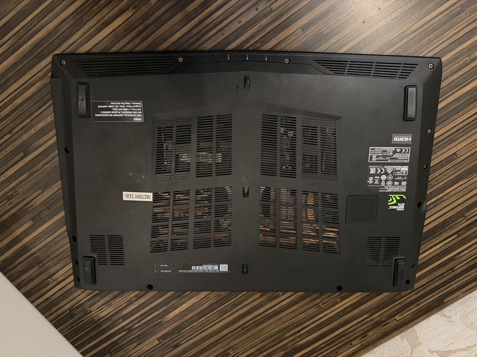 Игровой ноутбук MSI 1050ti