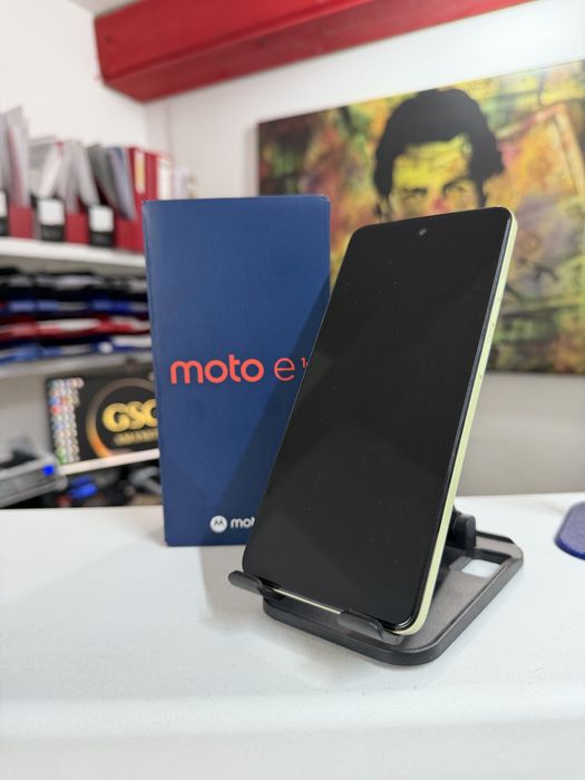 Motorola E14 , NOU