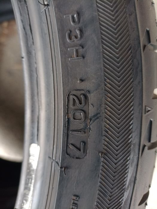 4 anvelope RunFlat de vara ca si noi Bridgestone 2x245/35R18 2x2254018