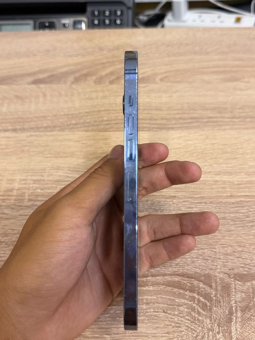 Продам iphone 13 pro max 256gb