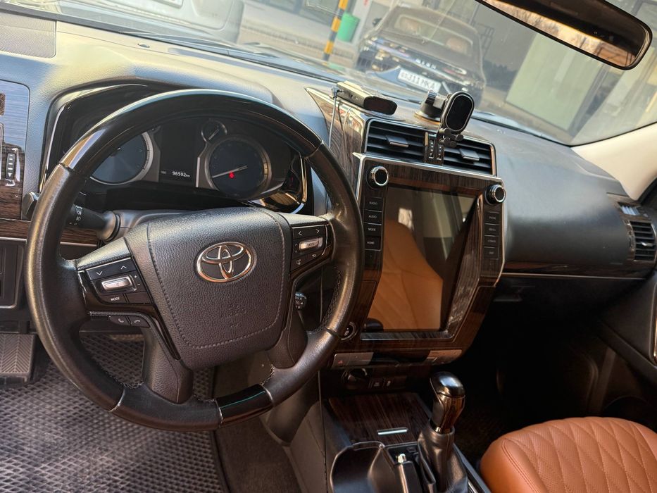 Toyota Land Cruiser Prado