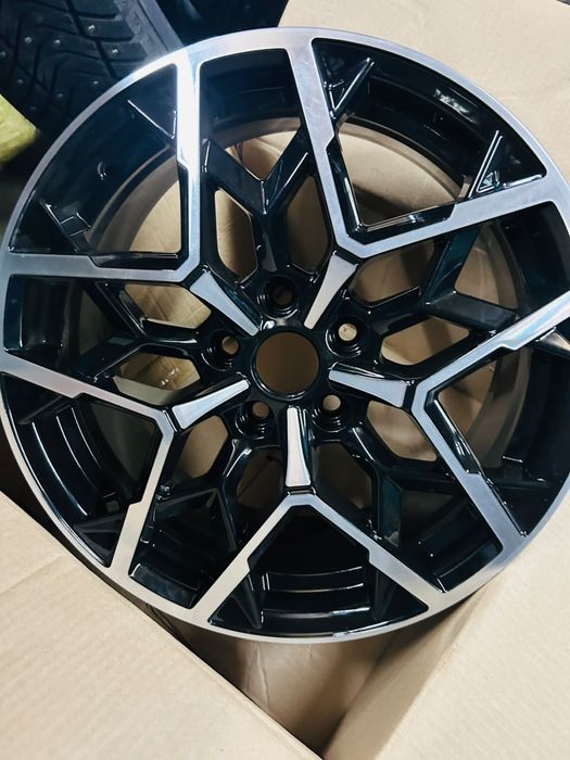 Продам новые диски 17