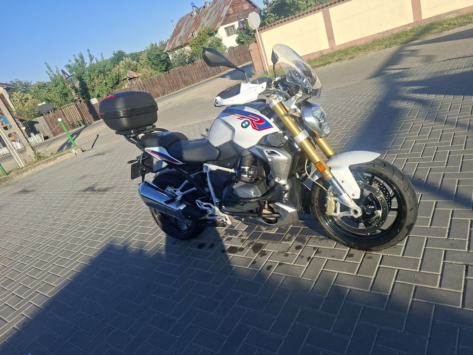 Moto BMW R1250R din 2019
