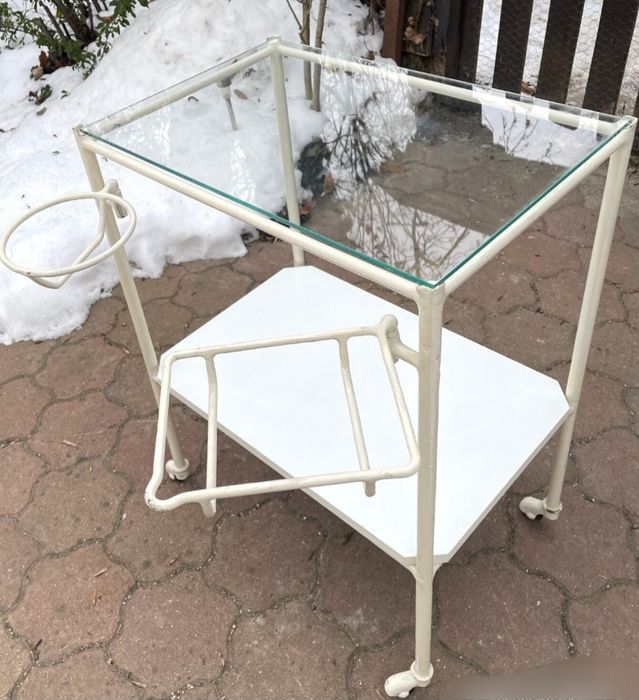 Scaune Biedermeier 3 bucati.Masa metalic medical