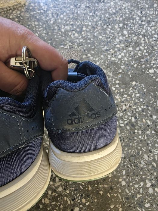 Маратонки Adidas 38 2/3