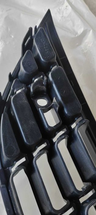 Grila Opel Astra J fata