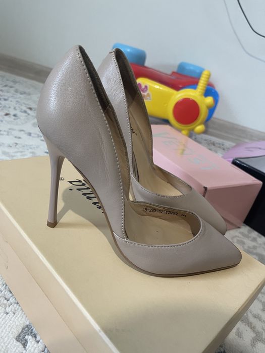 Продам туфли, размер 34