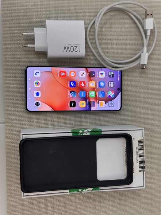 Vand Xiaomi Redmi Note 13 Pro+