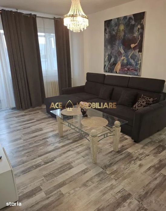 2 Camere de inchiriat | Unirii | Metrou | Renovat |  Centrala Imobil