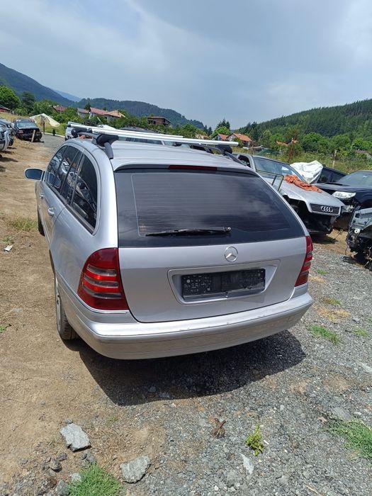 С класа 220 цди комби 143 коня 2001 год на части