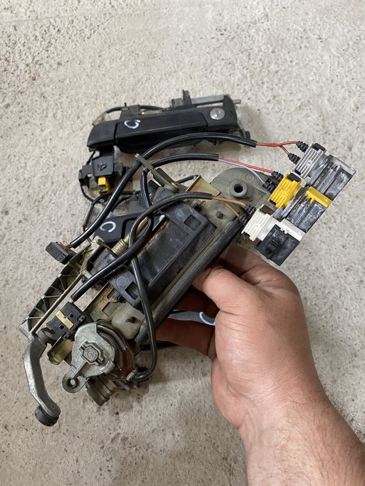 Ручка водителя BMW e34