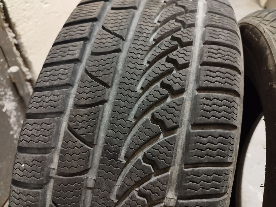 Зимни гуми Petlas 205/55/16