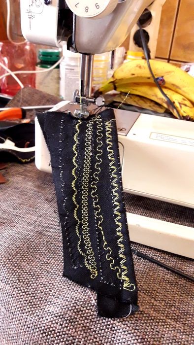 Mașini de cusut reparații mec.