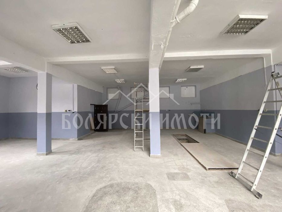 Автосервиз в Промишлена зона