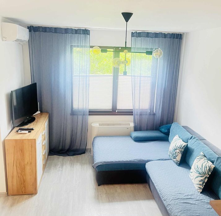 Търси съквартирант/гр. Варна,ж-к Чаталджа/350лв-179€