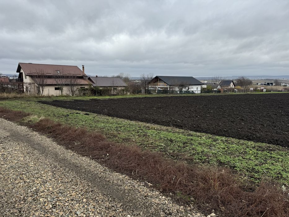 Teren intravilan Catamarasti deal