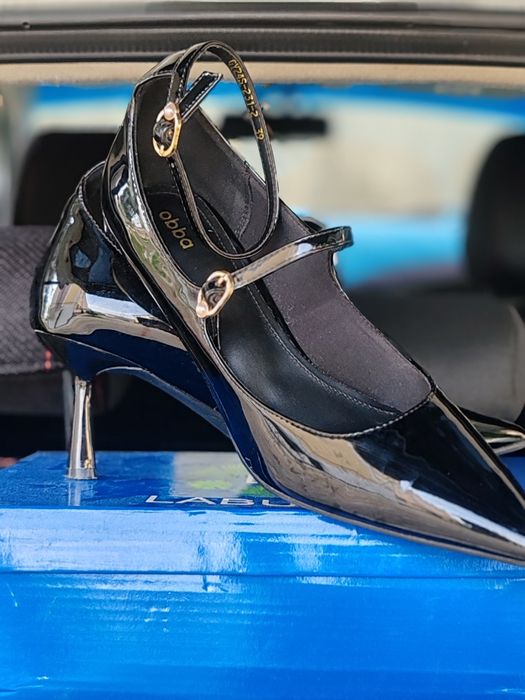 Туфли фирма Obba ТУРЕЦКИЕ. В идеальном состоянии очень уборная колодка