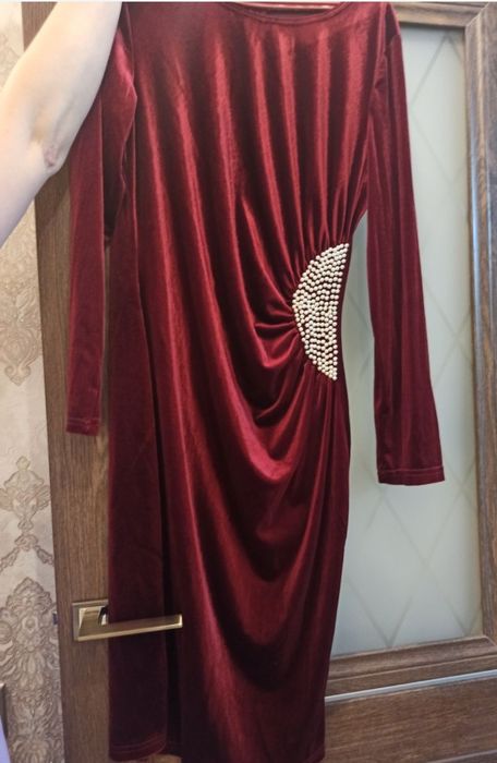 Платье новогоднее новое, 46-48  размер