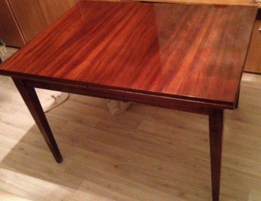 Стол в хорошем состоянии. 4 шт