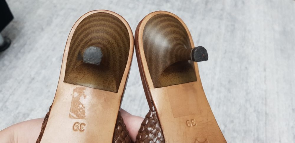 Balmain                    .