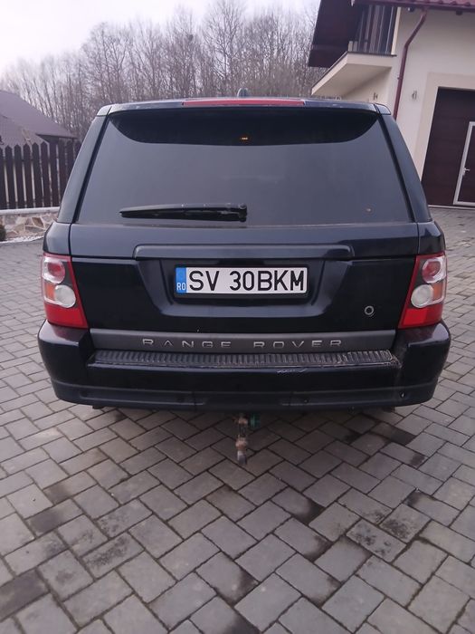 Range Rover din anul 2006 Motor 2.7 Automat 4x4 înscris pe Ro