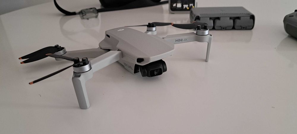 Drona DJI Mini 4k (Fly More Combo)