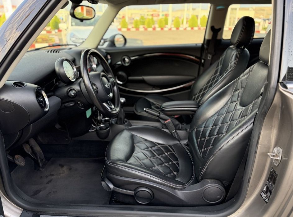 MINI ONE 1.6 Diesel (BMW) 2012**E 5...PIELE...IMPECABILA