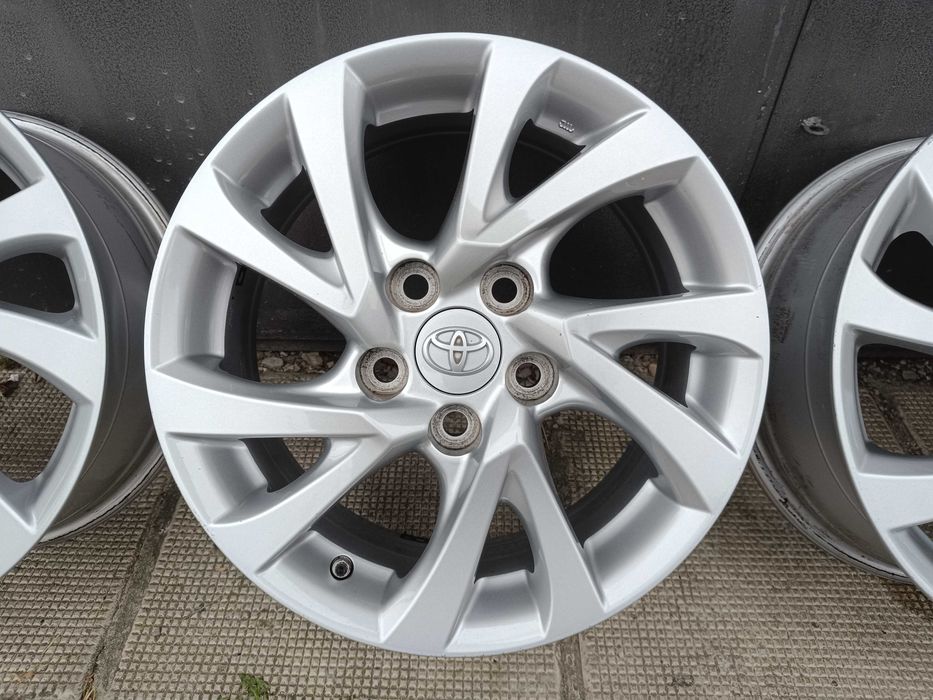 ОРИГИНАЛНИ джанти 16 '' цола 5x114,3 TOYOTA AURIS / Тойота 60,1 ET45
