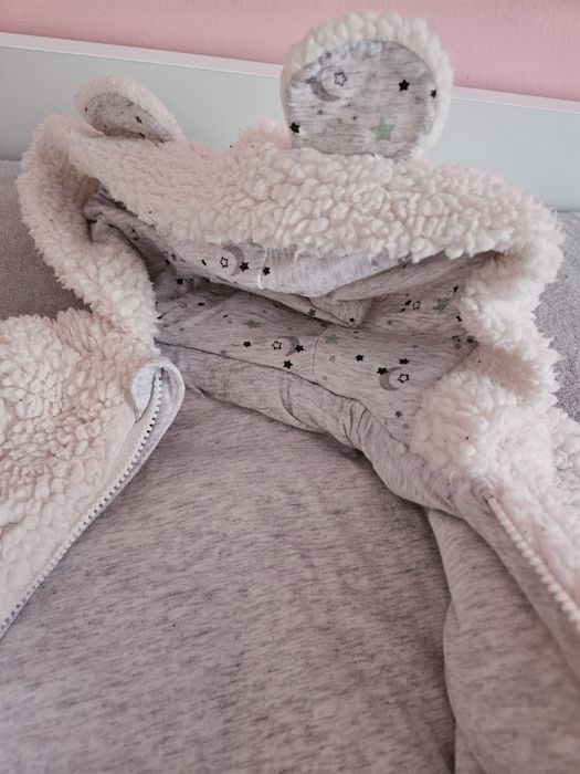 Мъхест гащеризон с ушички Primark / Пухкав космонавт