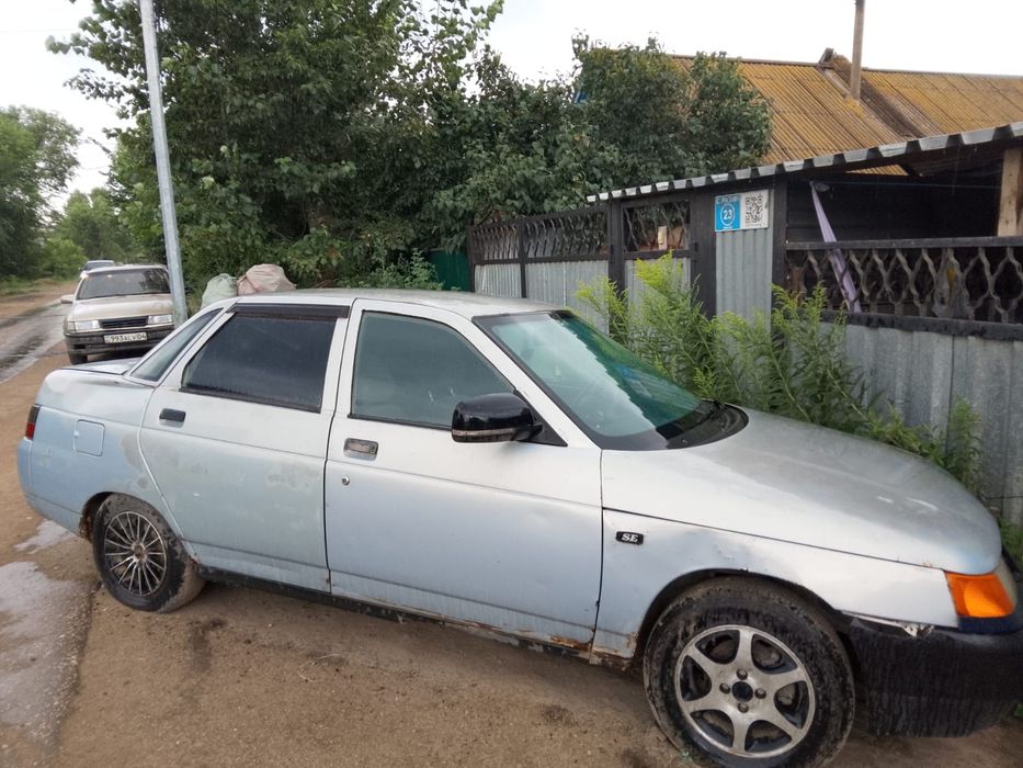Продам машину ваз 2110