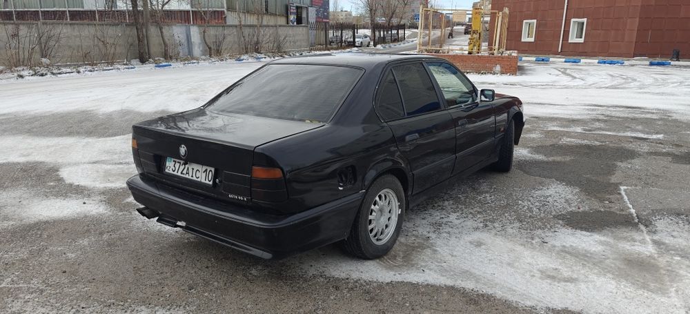 Продам BMW E34 (M50B20)