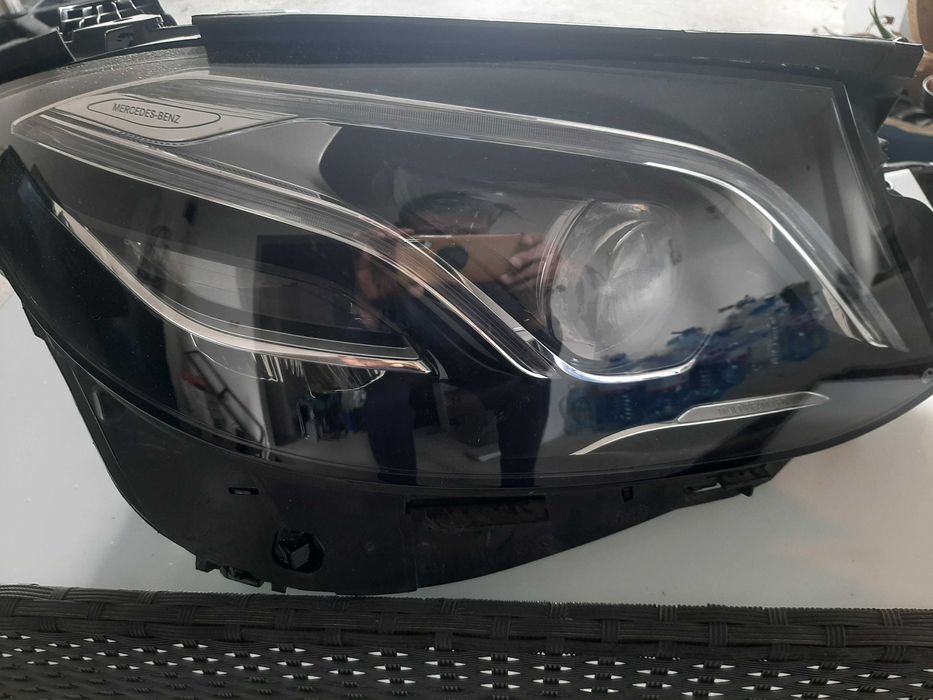 Продавам фарове за Mercedes W213  MULTIBIIM