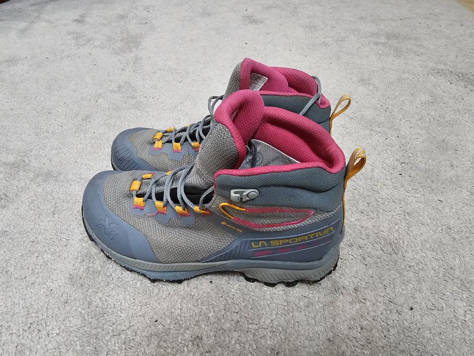 Bocanci La Sportiva TX Hike Mid GTX