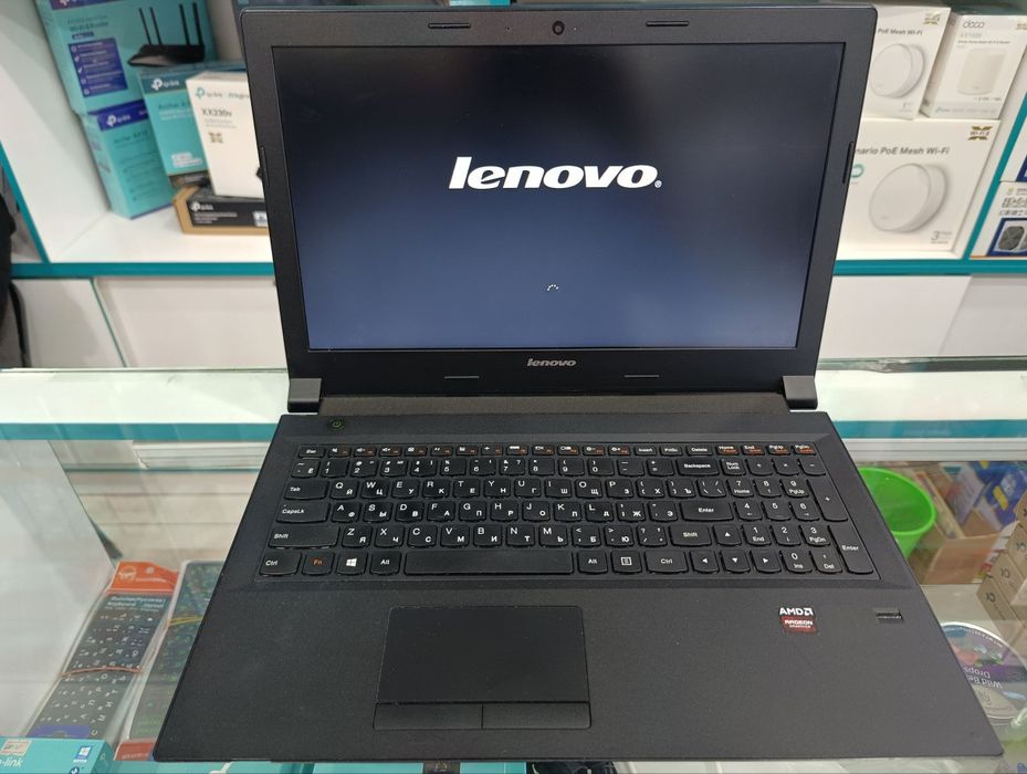 Lenova Core i3 4005u