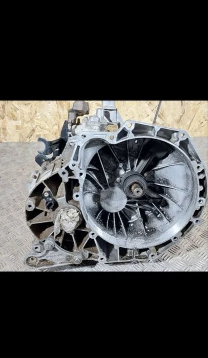 Продам коропку механика