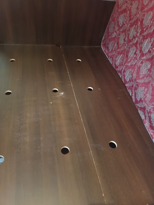 Двухспальная кровать