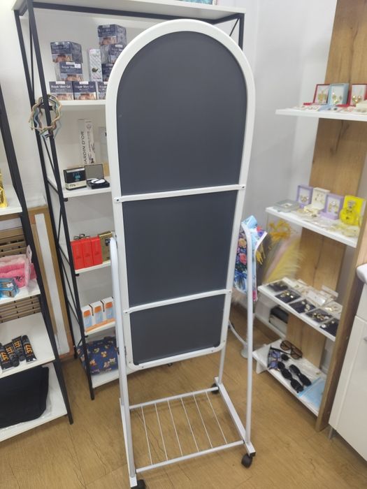 Зеркало напольное