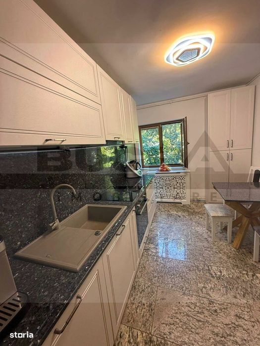 Apartament cu 3 camere, 65 mp, decomandat, etaj intermediar,str Tulcea