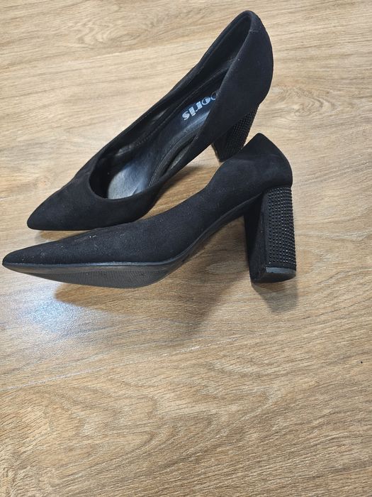 Обувки на добри цени