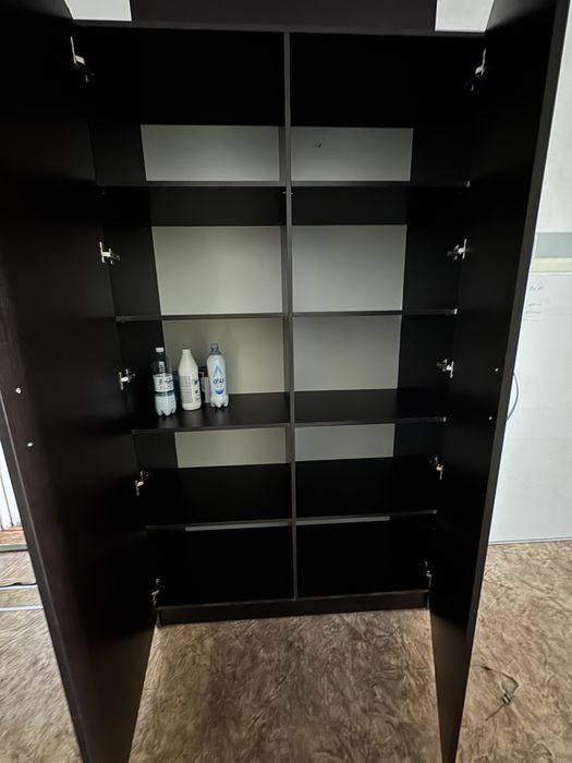 Продам шкаф в идеальном состоянии