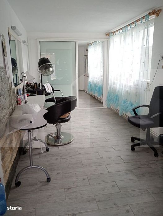 Casa cu 6 camere, 205 mp, teren 502 mp, Chichis