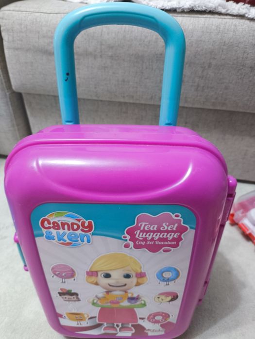 Lot jucării plus troler copii