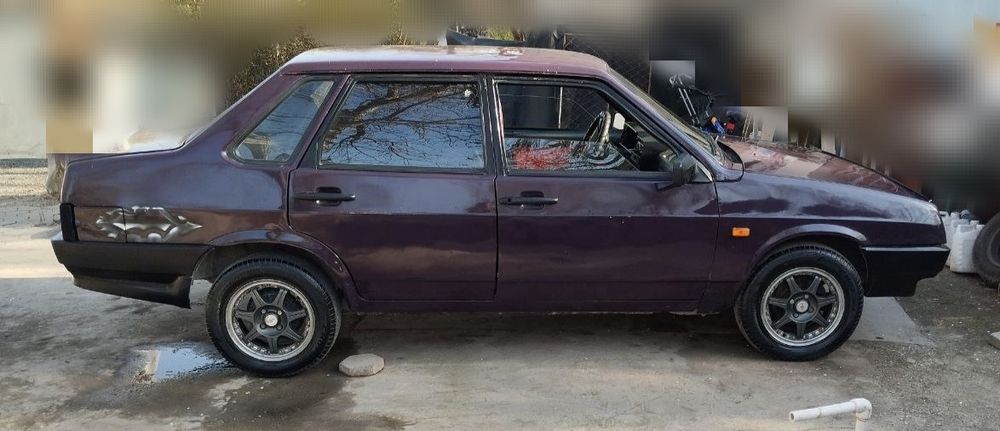 Продаётся своя машина Ваз 21009