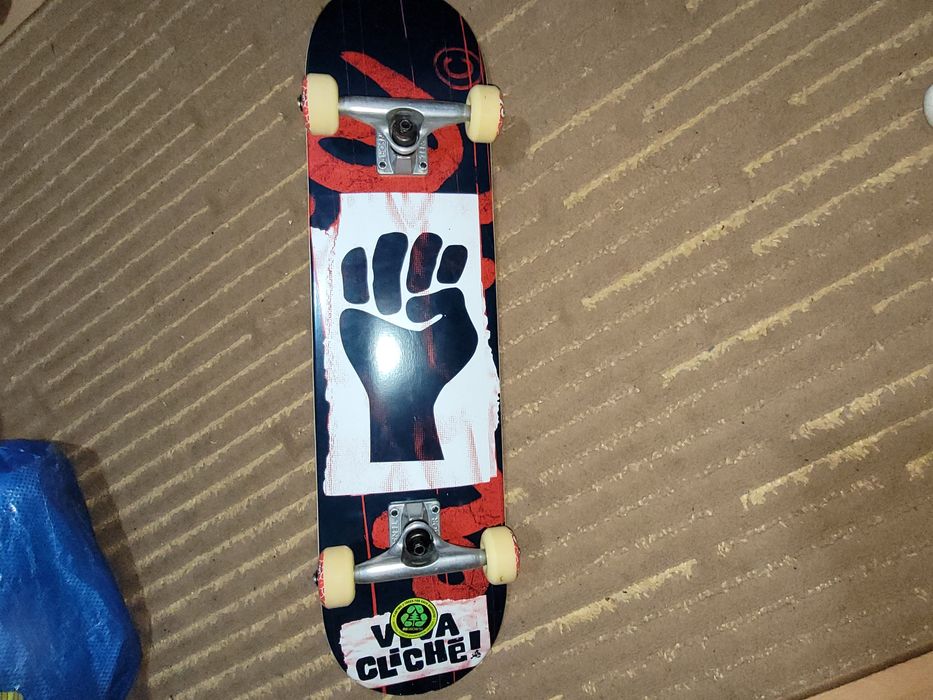 Skate Board Viva la cliche