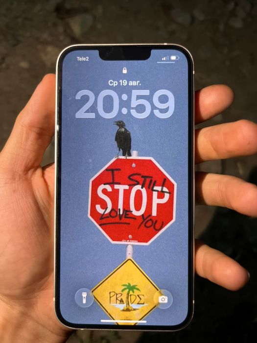 Продам айфон 14 идеал