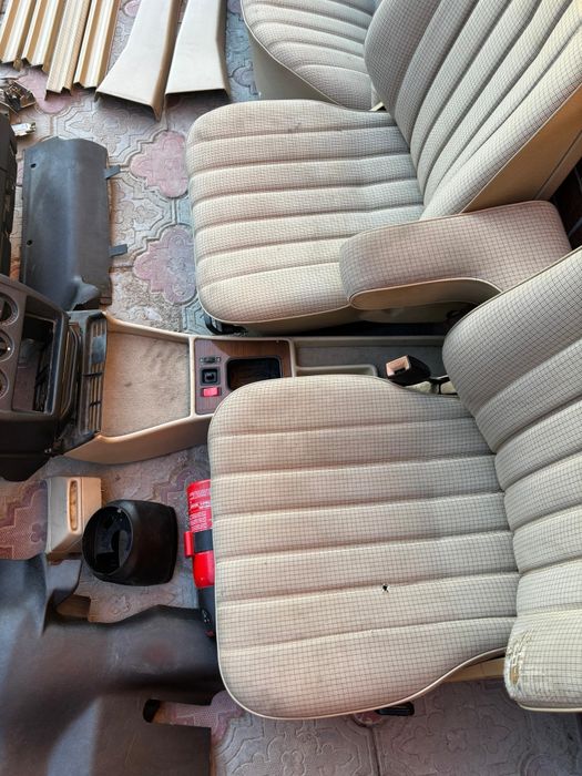 Салон на мерседес 190 w201