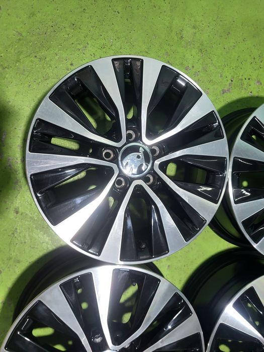 16 5x112 Skoda лети джанти 5х112 шкода черни черен гланц